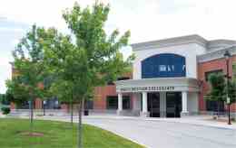 ��˹���»���ѧУ