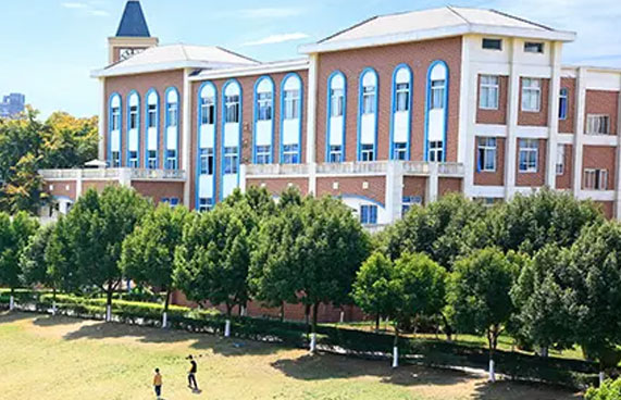 �ɶ����ӹ���ѧУ