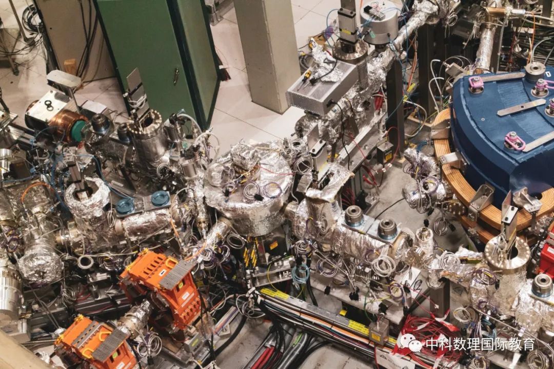 BPhO Ӣ������˼ά��ս���м�/�߼���