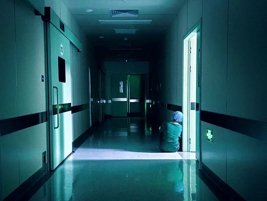 �������ʸ�������ý��Ʒչ��ح����ƽ���˵Ĺ�