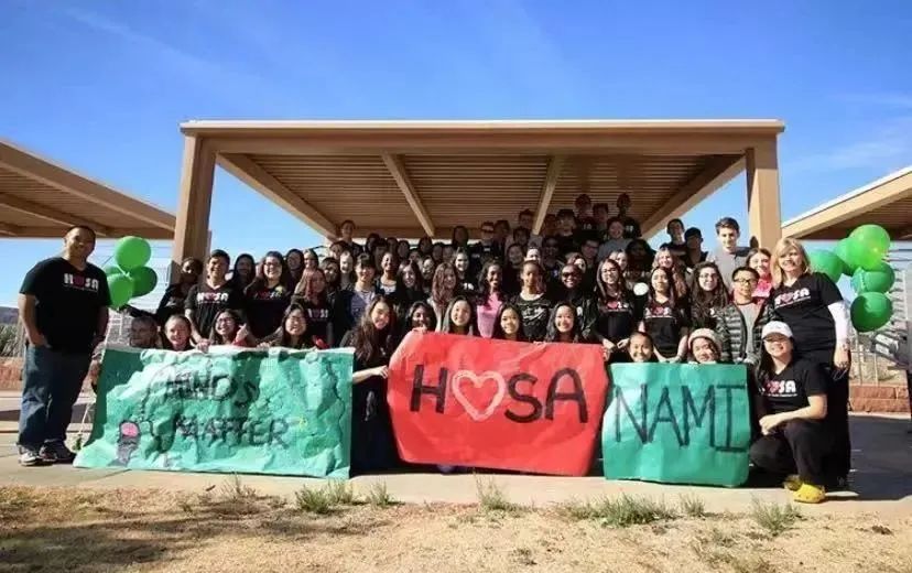 ��ֲμ�����4�꣬���ջ���˹̹����ѧoffer